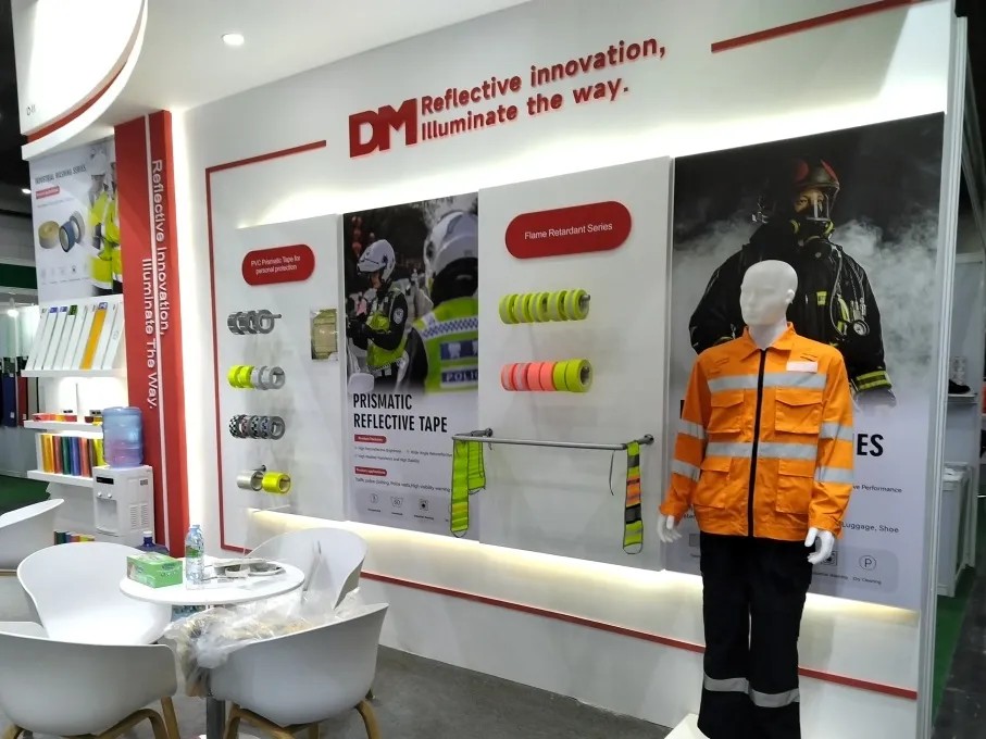 华体会体育光学泰国劳动保护展 (1)