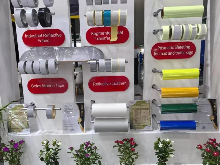 华体会体育光学泰国劳动保护展 (4)