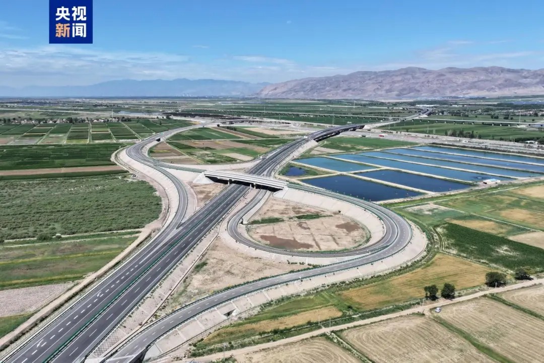 G1816国道华体会体育光学反光膜案例4